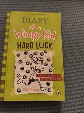 Diary of a Wimpy Kid: Hard Luck — Green Hardcover Kids Book